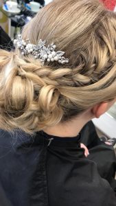 Wedding up do